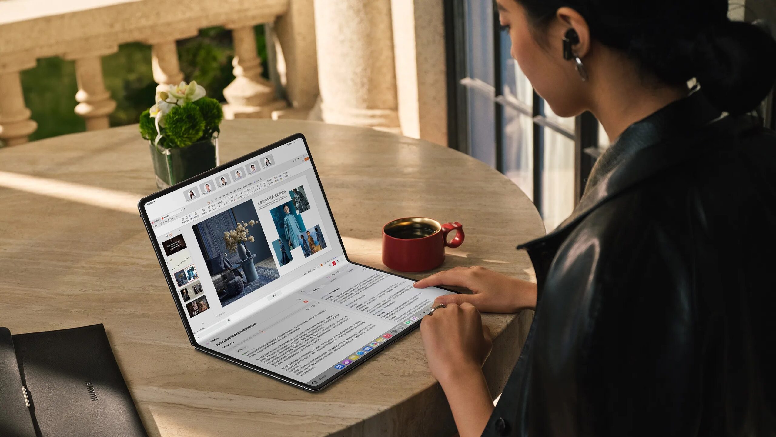 An image showing the MateBook Fold laptop
