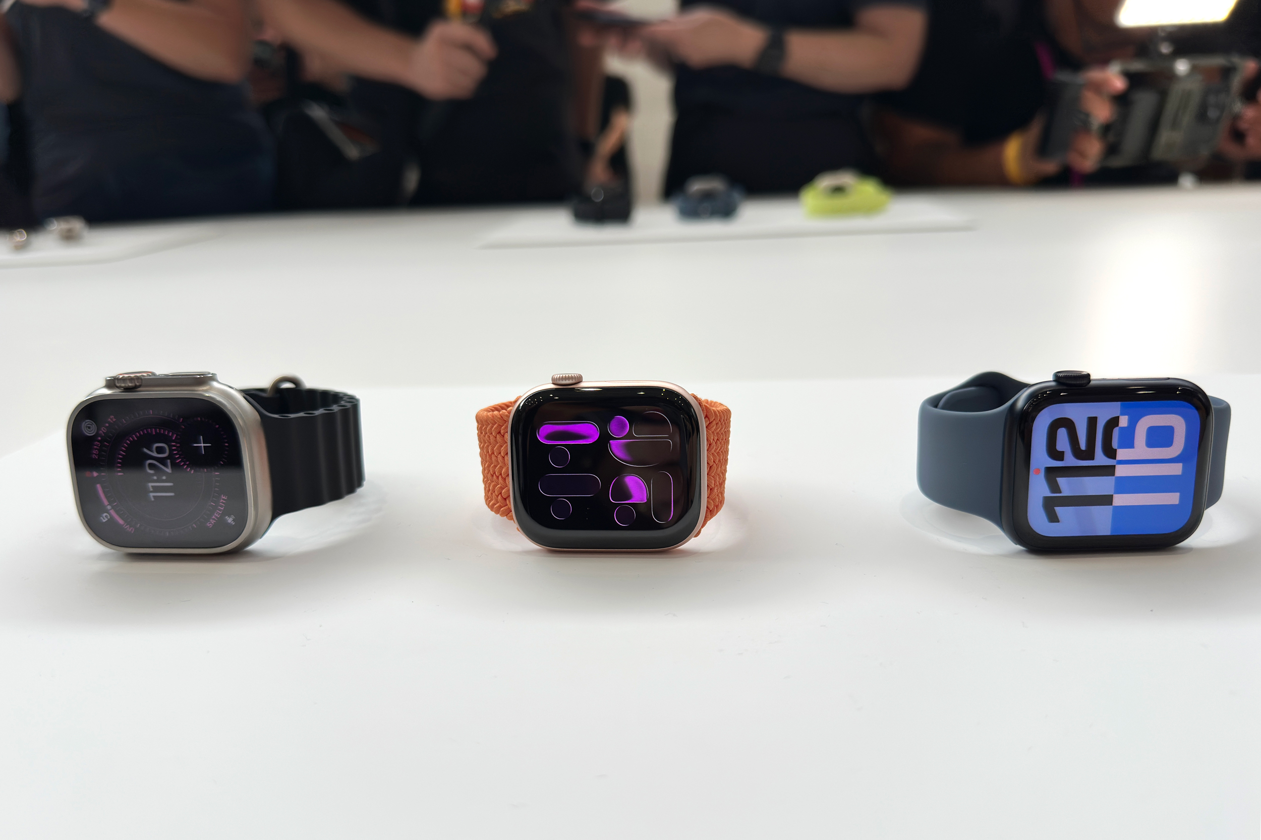 The Apple watch Ultra 3, Apple Watch Series 11 and Apple Watch SE 3 in a row. 