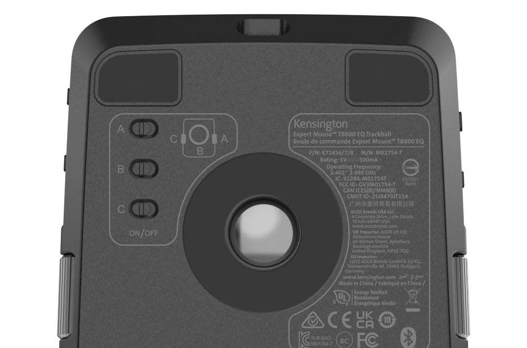The underside of the Kensington Expert Mouse trackball showing three switches. The underside of the Kensington Expert Mouse trackball showing three switches.