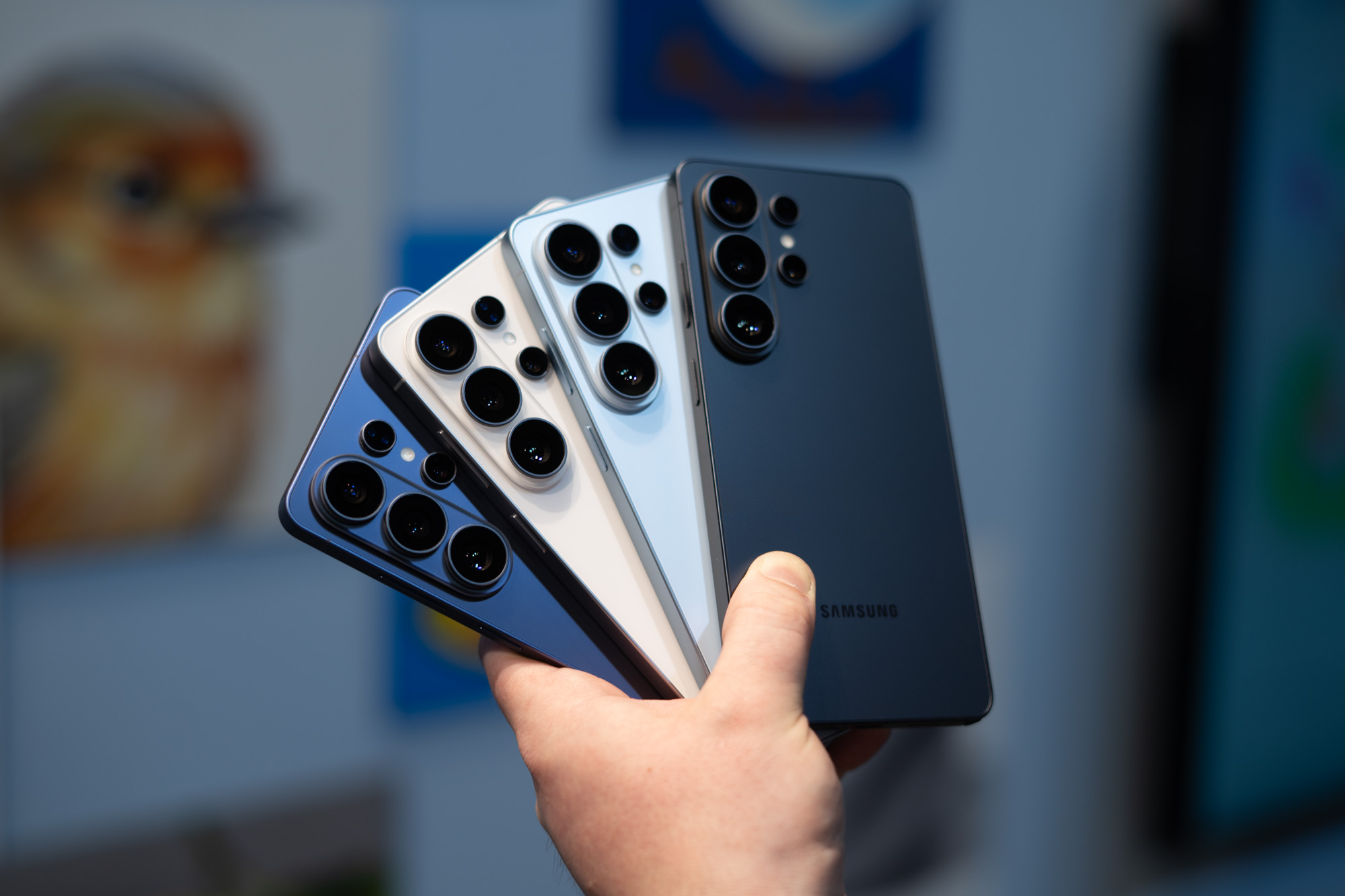 Samsung Galaxy S26 Ultra in four colors