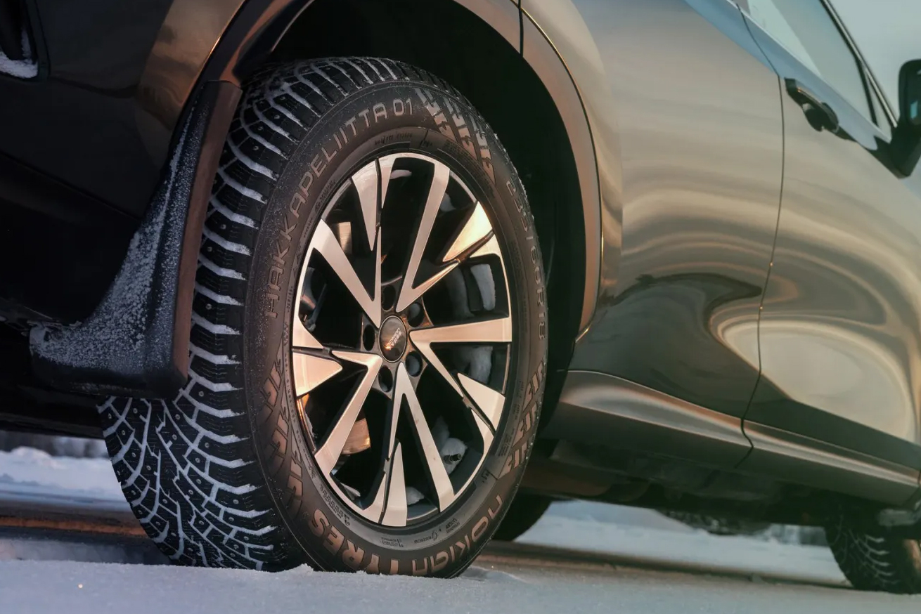 A vehicle with Nokian’s new retractable stud tires.
