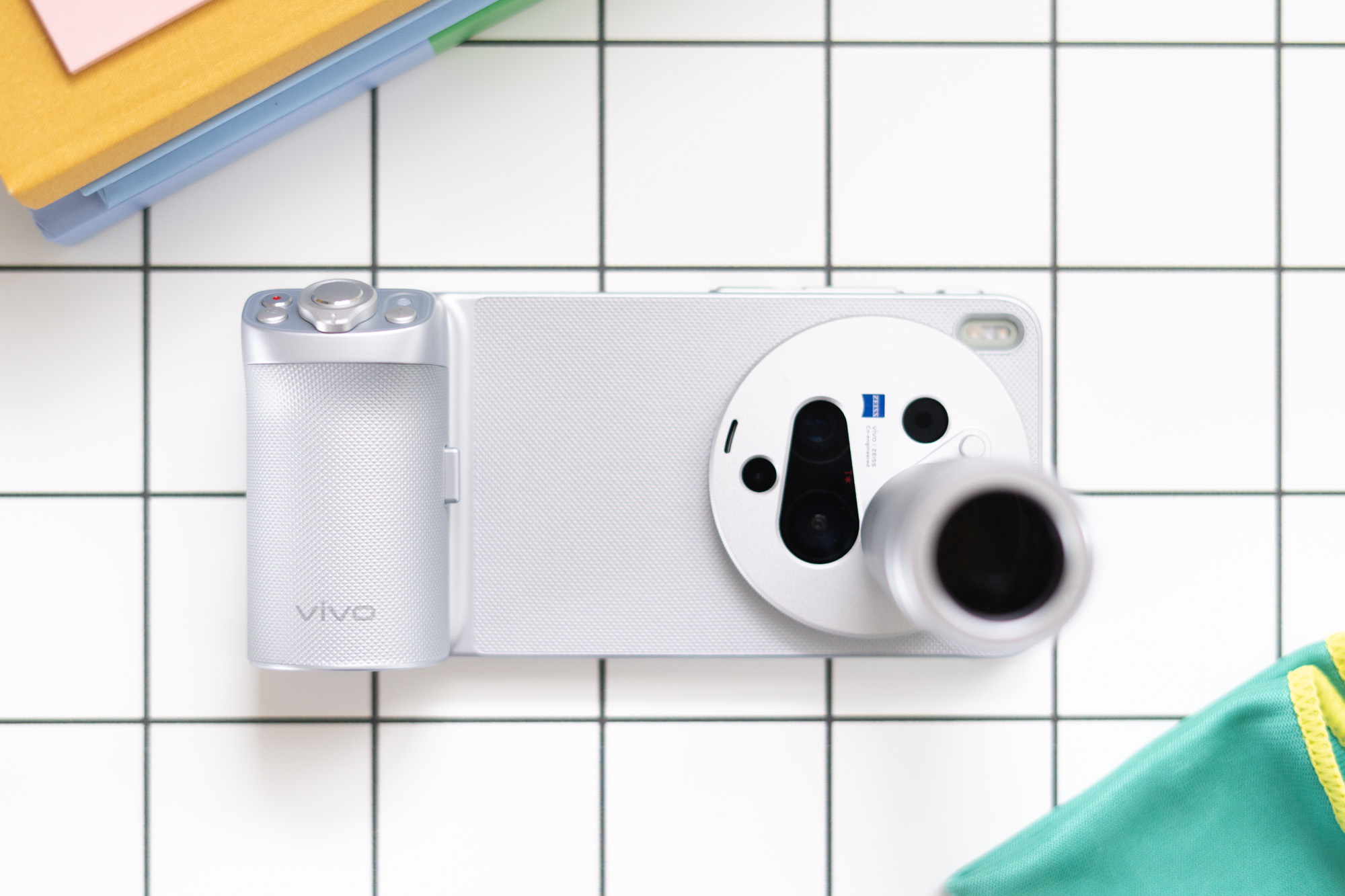 Vivo X300 Ultra with photography kit