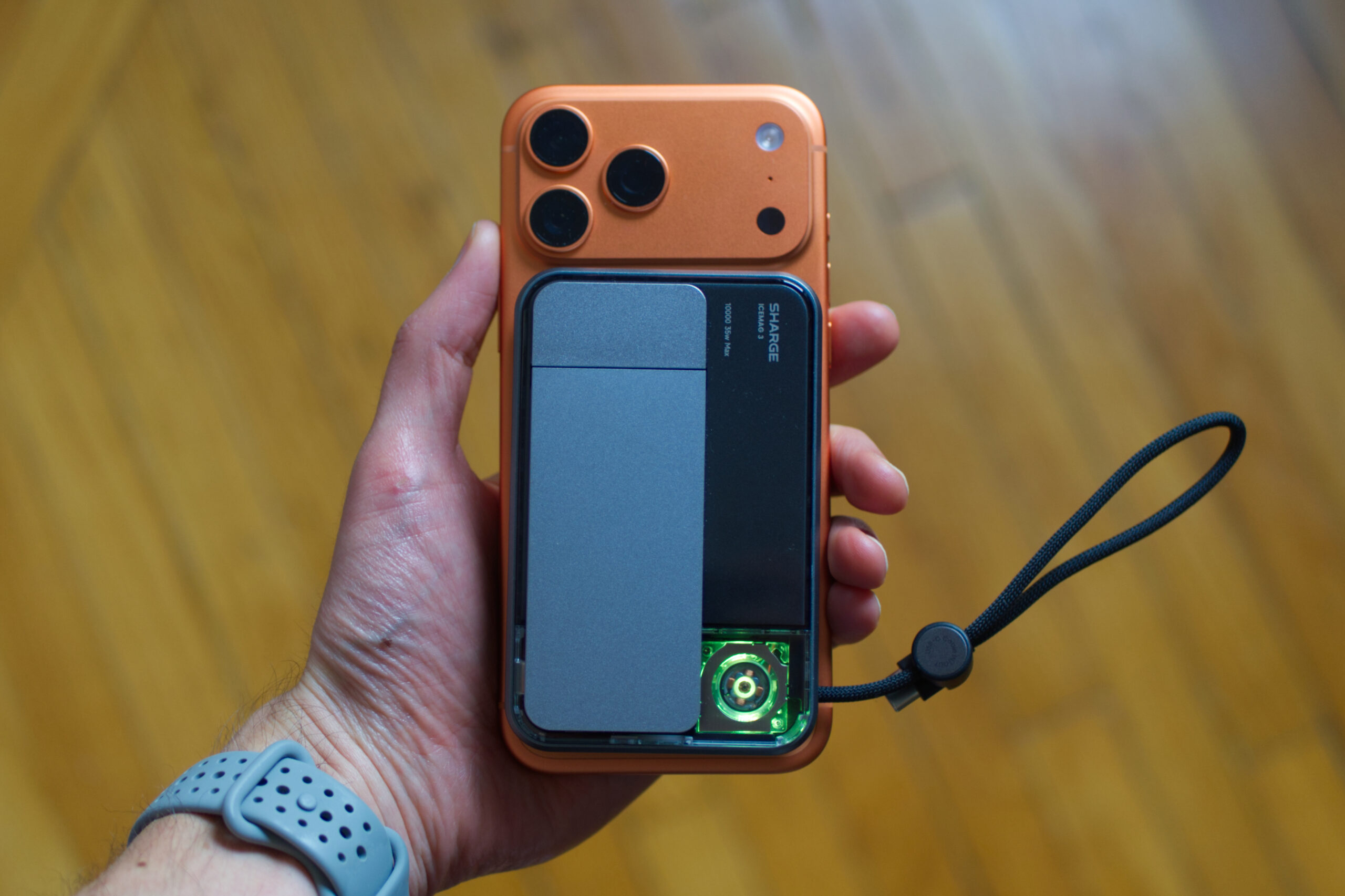 An image of the Sharge Icemag 3 attached to an iPhone 17 Pro Max.