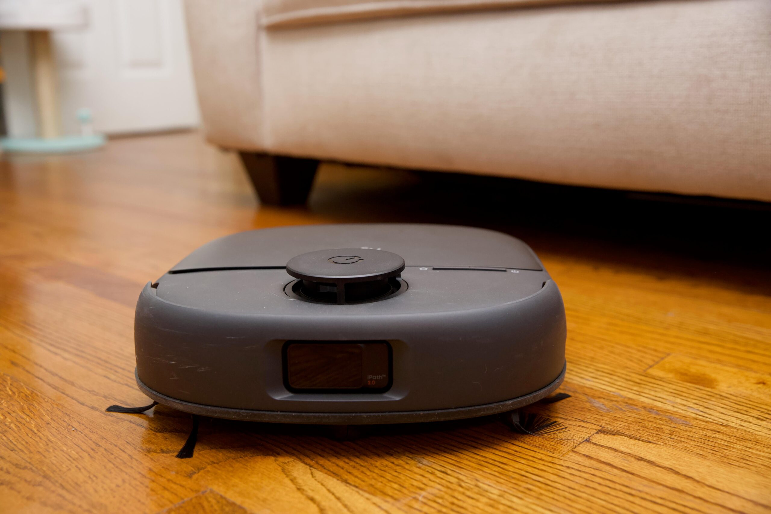 Eufy’s Omni C28