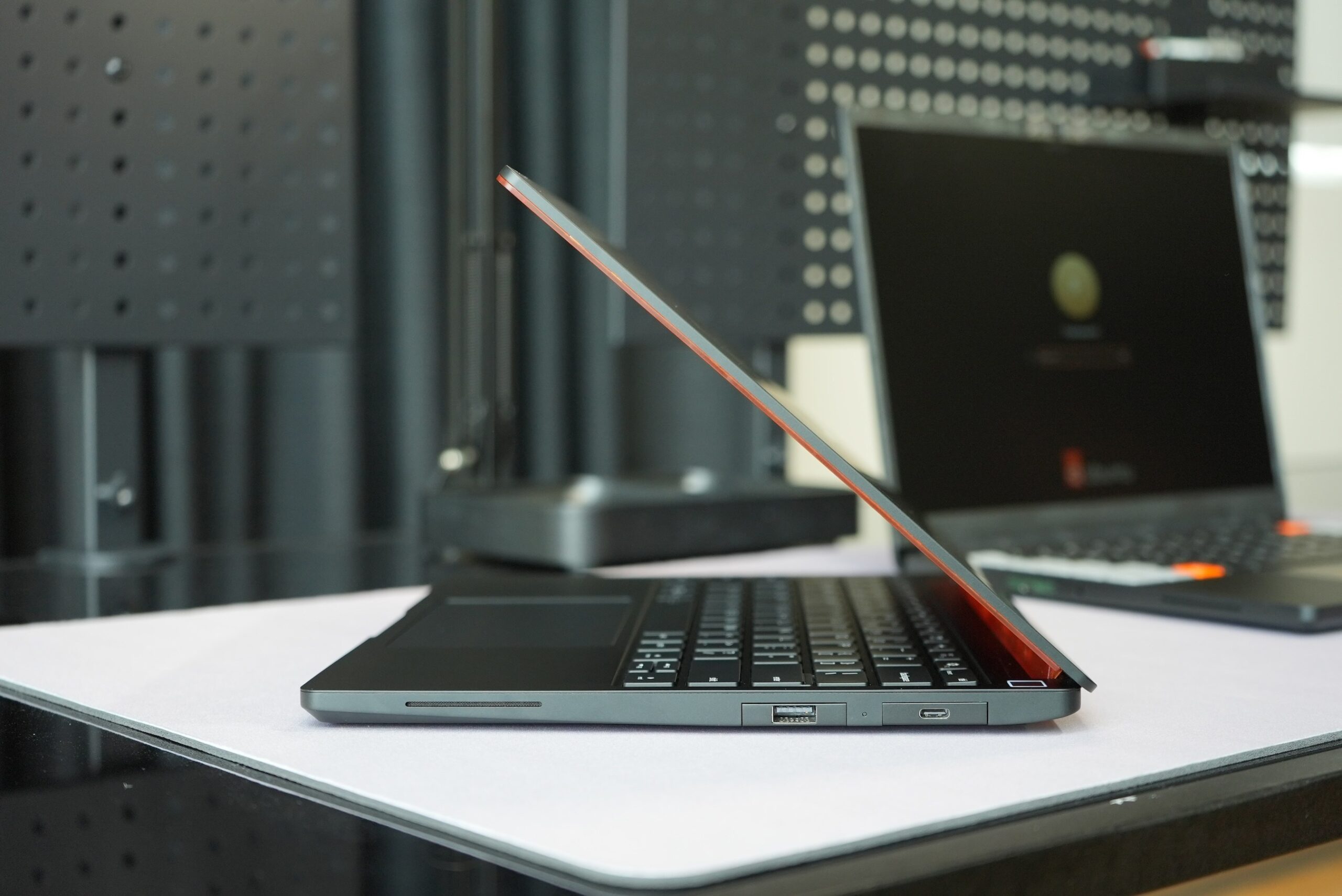 A photo of the Framework Laptop 13 Pro.